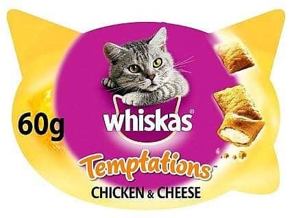 חטיף לחתול ויסקאס טמפטיישן עוף וגבינה 60 גר'